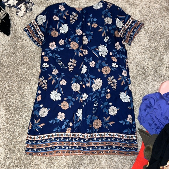 Lulu’s A-Flora-Ble Navy Blue Floral Print Shift Dress size medium - Picture 8 of 11